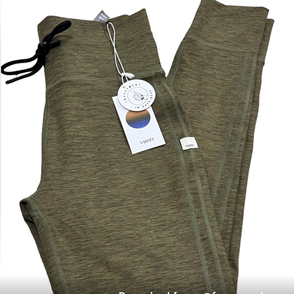 Vuori Daily Leggings in Olive Melange